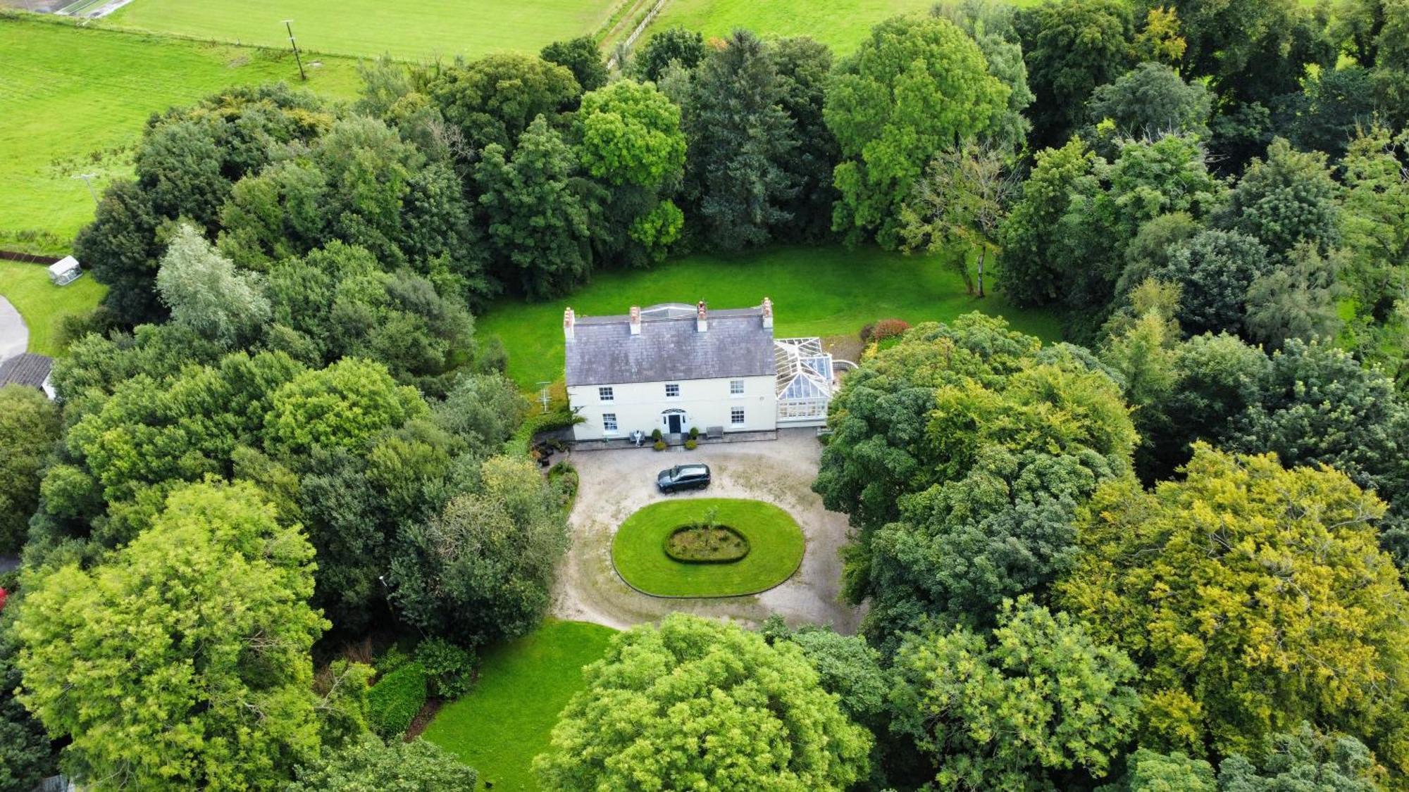 Larchmount House B&B 런던데리 외부 사진