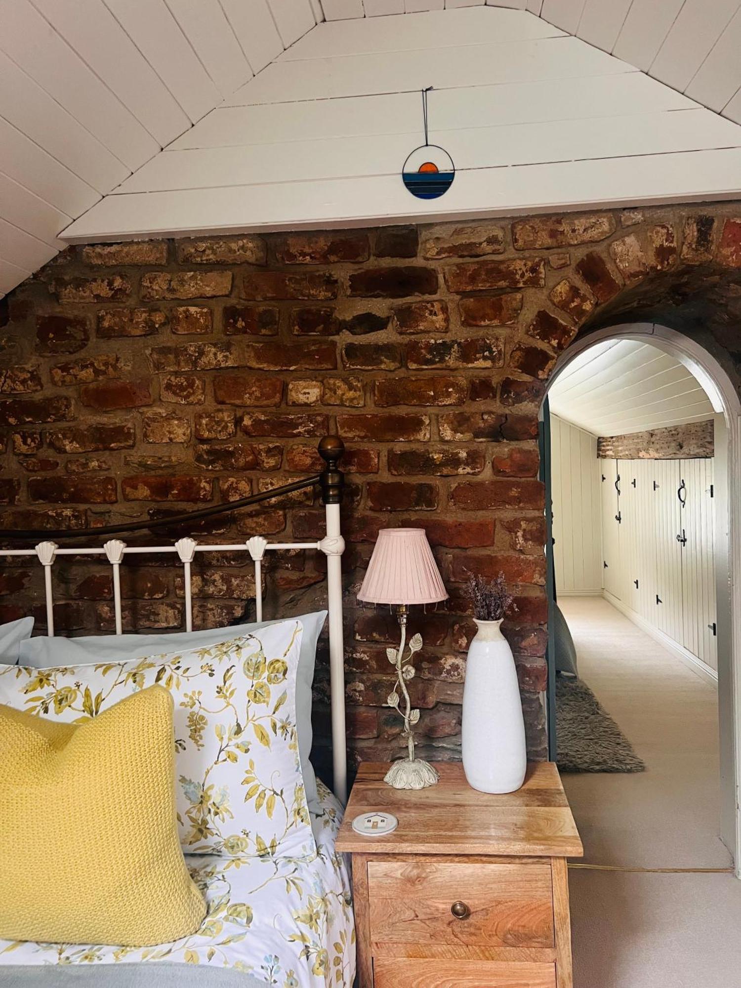 Larchmount House B&B 런던데리 외부 사진