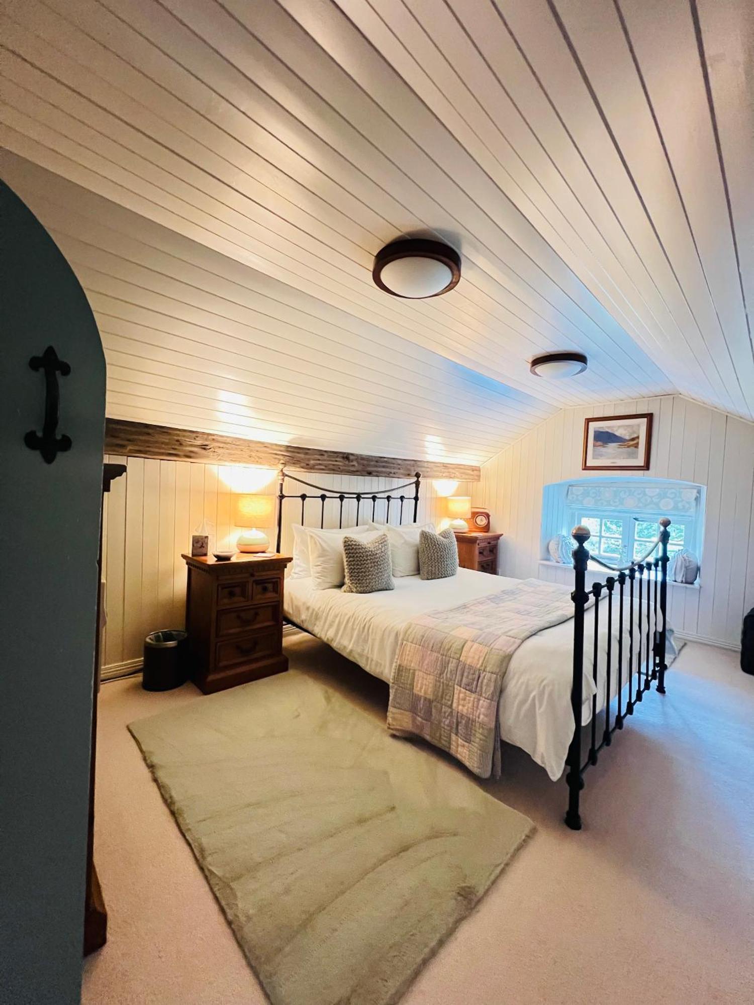 Larchmount House B&B 런던데리 외부 사진